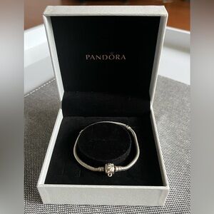 PANDORA Moments Daisy Flower Clasp Snake Chain Bracelet 925 Ale w Pandora Box